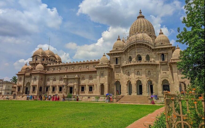 Bally, West Bengal City Guide: Where To Go, Stay, Eat, And shop in India’s best city. [Updated-2025]