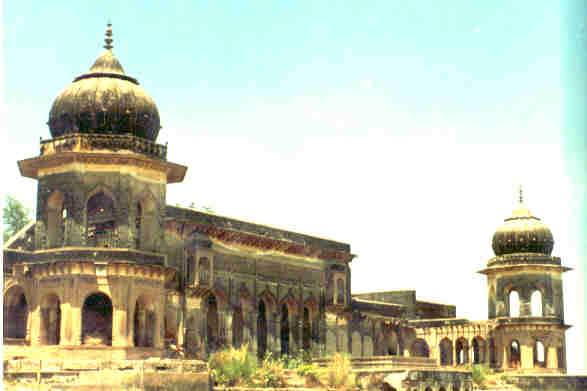 Farrukhabad, Uttar Pradesh City Guide: Where To Go, Stay, Eat, And shop in India’s best city. 