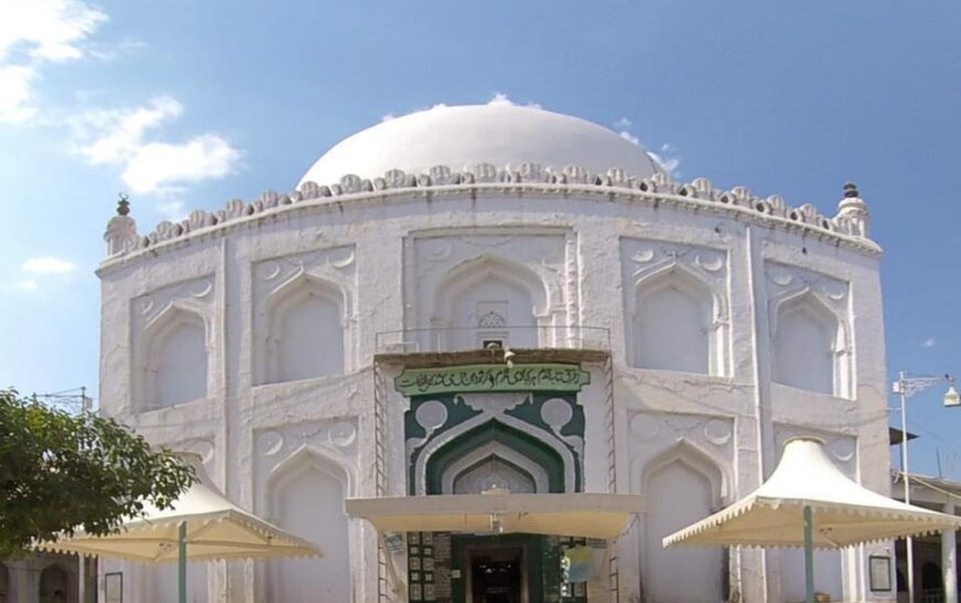 Gulbarga, Karnataka City Guide: Where To Go, Stay, Eat, And shop in India’s best city. [Updated-2025]