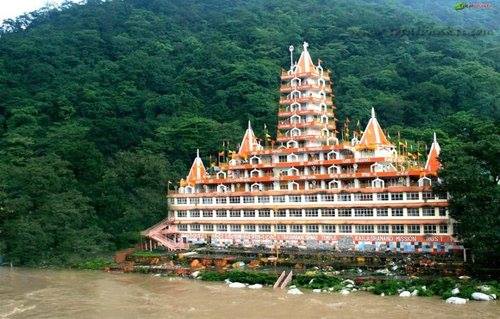 Haridwar, Uttarakhand City Guide: Where To Go, Stay, Eat, And shop in India’s best city. 
