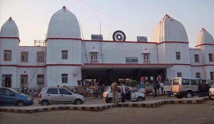 Mau, Uttar Pradesh City Guide: Where To Go, Stay, Eat, And shop in India’s best city.
