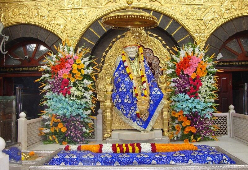 Shirdi, Ahmadnagar, Maharashtra Guide: Where To Go, Stay, Eat, And shop in India’s best place.